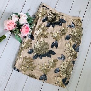 Fully Lined Sequins Pencil Skirt